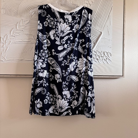 Liz Claiborne NWT Women's SZ L Navy Blue w/ White Floral Paisley Tank Top - Picture 12 of 13
